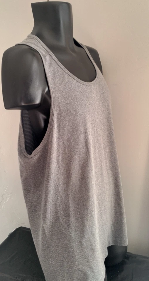 Camiseta sin mangas Lululemon Metal Vent Tech para hombre talla M - gris - nueva con etiqueta Foto 4 de 4