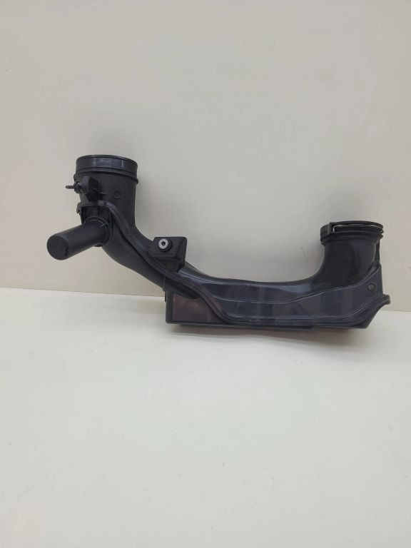 2015 Volvo V40 Diesel 140kW Air Intake Duct Part 31370135 SVJ11219
