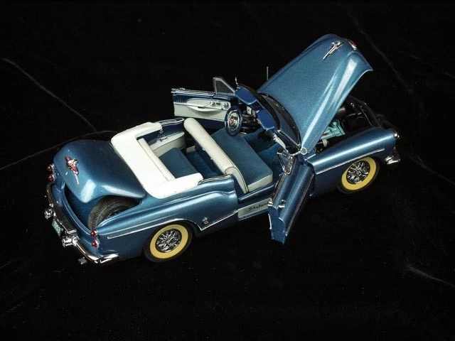 Buick Skylark 1953 convertible Danbury como nuevo, modelos de autos de metal fundido a presión. Foto 3 de 3