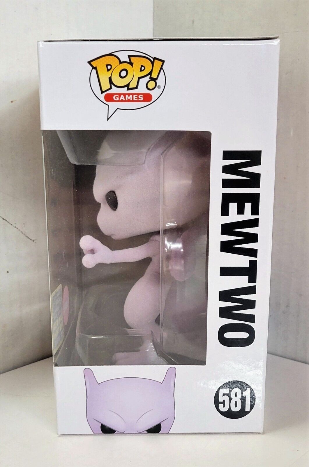 Funko Pop! Games Pokemon Mewtwo (Flocked) Summer Convention Exclusive  Figure #581 - US