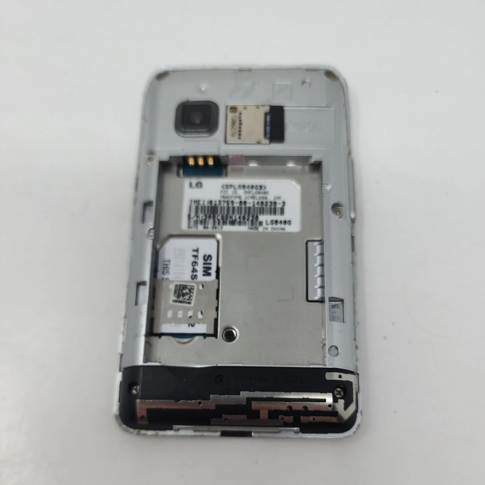 LG 840G - Black 2gb  (TracFone) parts - Image 4 of 4