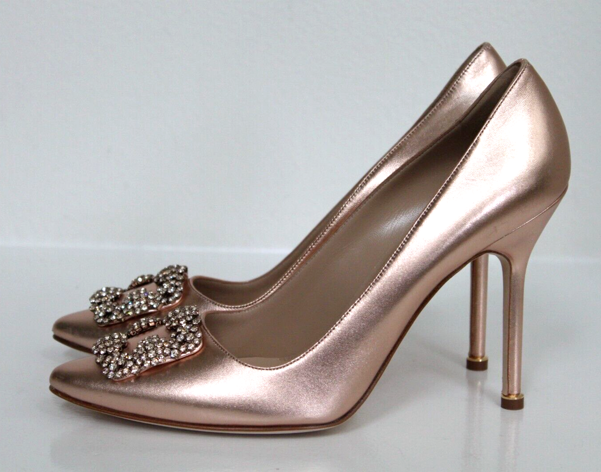 10.5 / 40.5 Manolo Blahnik Rose Gold Leather Brooch Hangisi