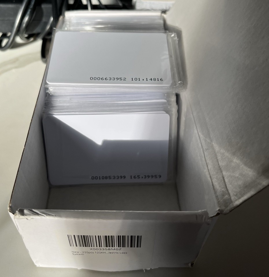 HID Fargo DTC1250e ID Card Printer (USB) Works!!! Only 192 Cards ...