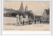 GRESSY - Mairie et église - très bon état
