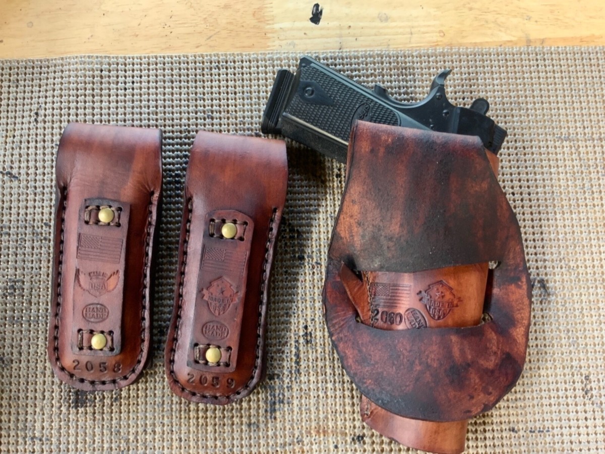 Handmade Leather LEFT HAND 1911 Holster & 2 mag pouches Punisher