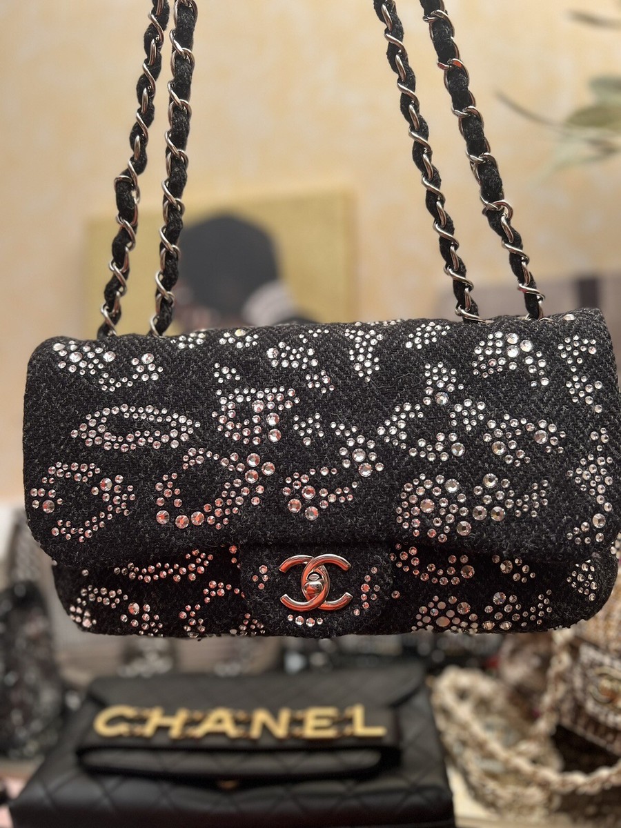 Chanel Black Crystal Embellished Tweed Jumbo Classic Single Chanel Black Crystal Embellished Tweed Jumbo Classic Single