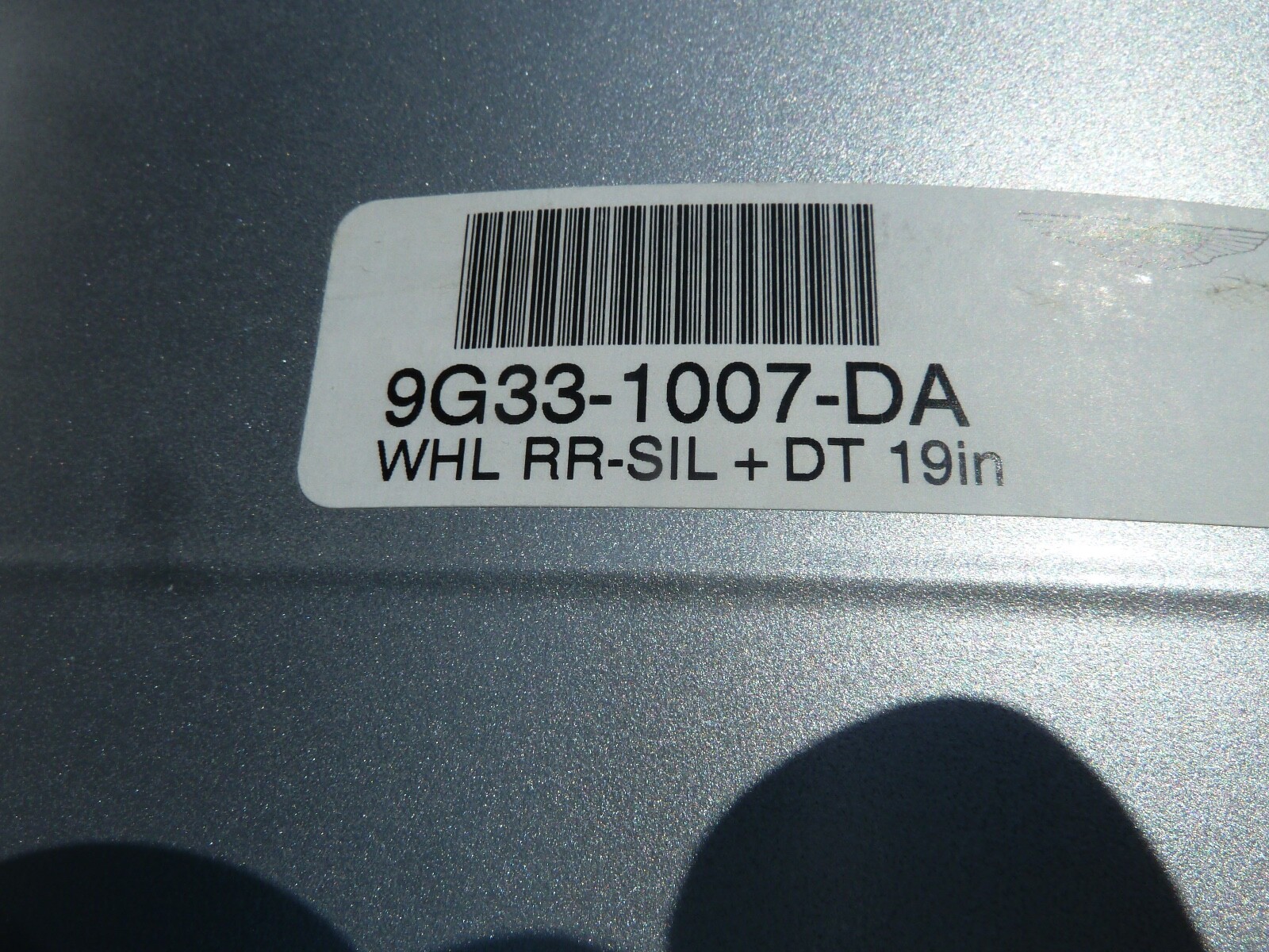 MINT 06-16 ASTON MARTIN V8 VANTAGE REAR WHEEL OEM RIM 20 spoke 9.5x19 Silver 19"