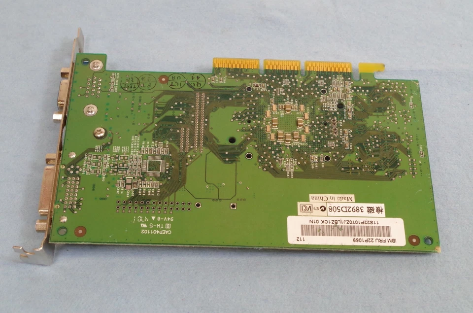 IBM 22P1069 nVidia GeForce 2MX AGP DVI/VGA/S-Video Video Card - Image 3 of 3