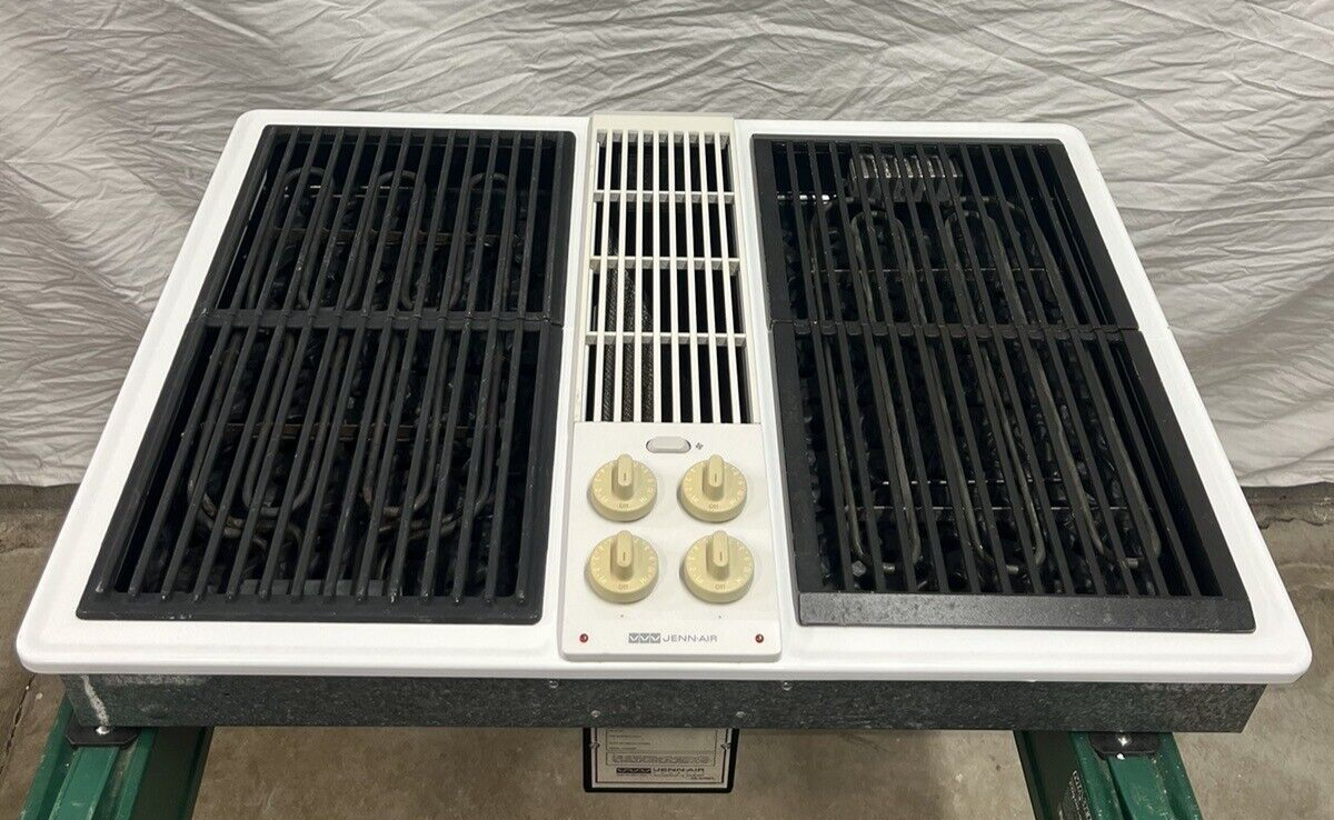 JennAir Electric Downdraft Cooktop w/ 2 Grills. C236W VIDEO! Free