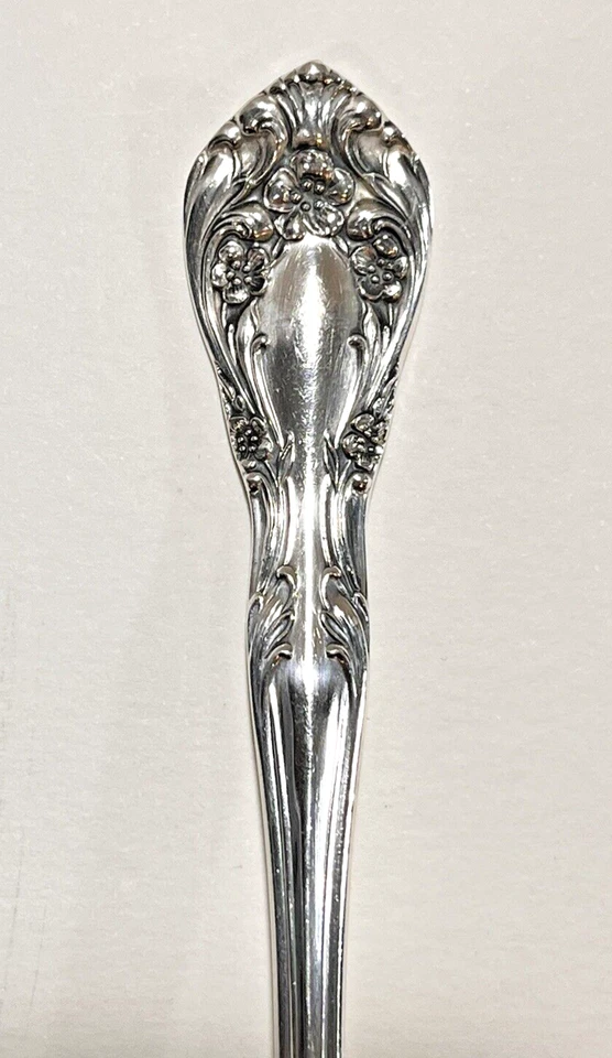 UNA cuchara sopa Alvin plata esterlina chateau rosa crema 33,9 gr. Sin monograma Foto 3 de 4