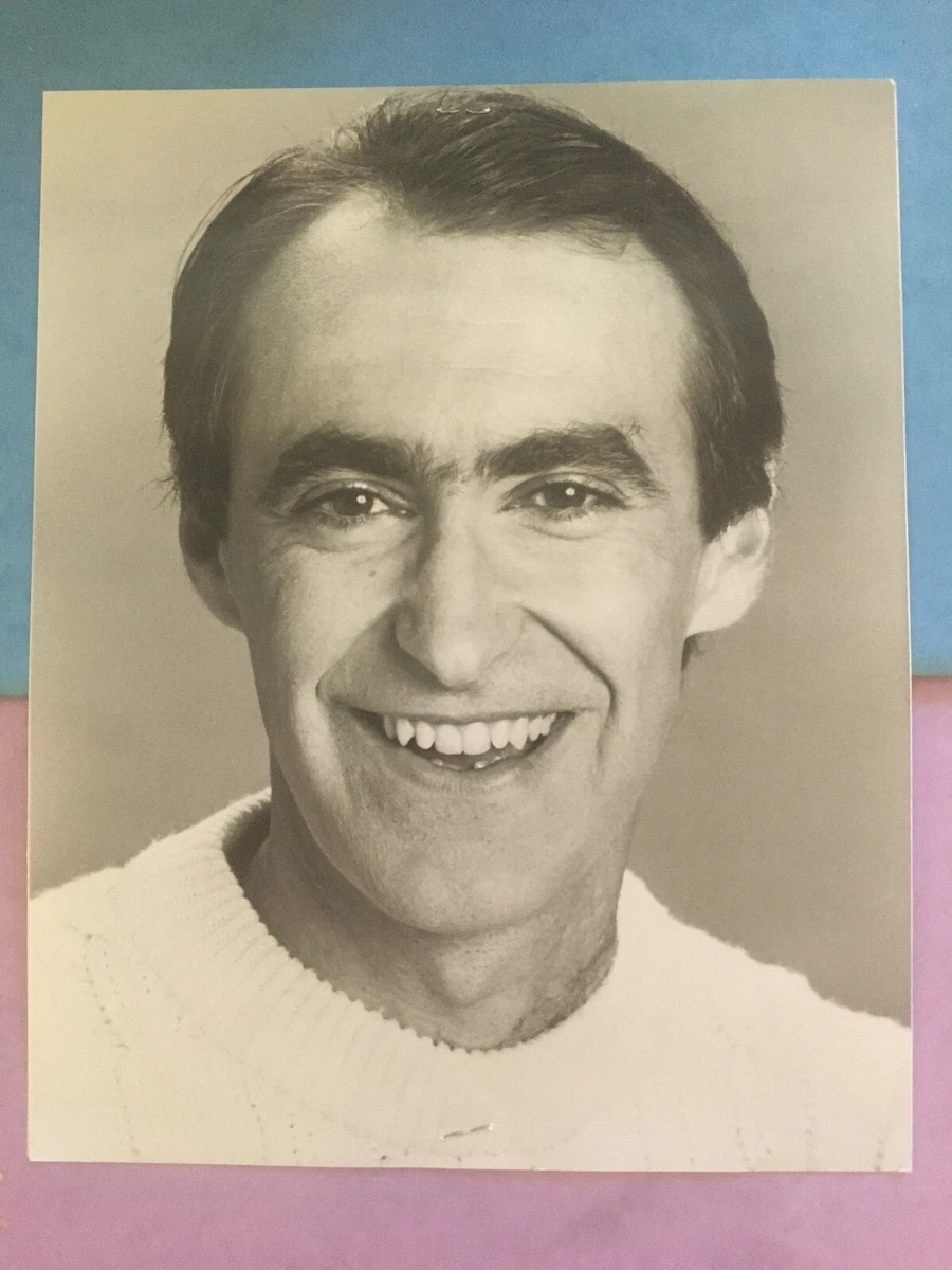 Martin Ferrero, Jurassic Park, original talent agency headshot photo  w/Credits. | eBay