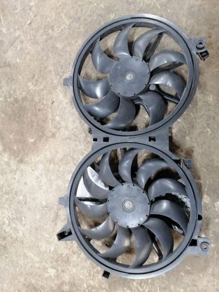 Conjunto de ventilador de motor de ventilador de radiador compatible con 14-19 INFINITI Q70 1131233 Foto 2 de 4