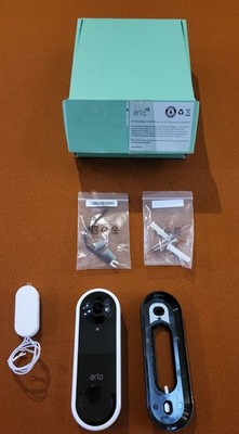 NEW Arlo AVD1001-100NAS Wired Video Doorbell w/ Night Vision 1080P 180