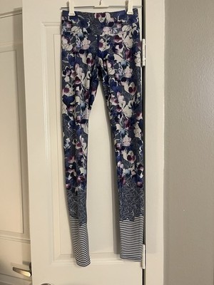 Dharma Bums Floral Yoga Leggings Size Small Full Length