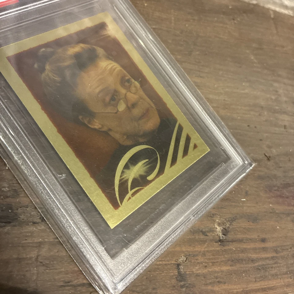 PROFESSOR MCGONAGALL PSA 10 POP 6 #132 2001 graded trading card rare hogwarts  - Image 4 of 4