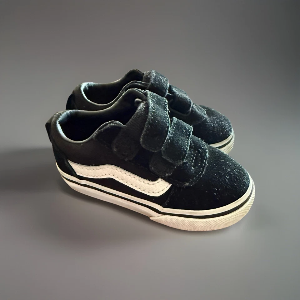 Vans Zapatos Niño Pequeño Talla 6 Negro Blanco Old Skool V Parte Superior Baja Skate Niños Foto 2 de 4