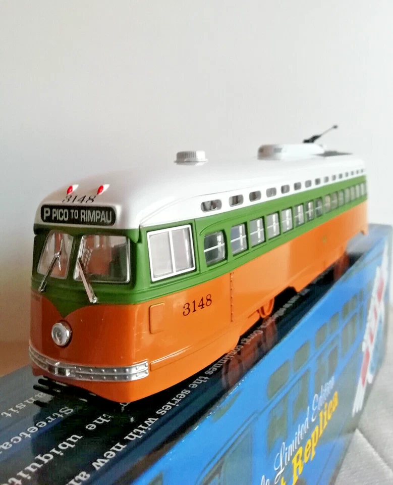 Corgi 1:50 PCC Streetcar Fruit Salad Los Angeles OVP US55021 Vintage Bus Lines - Bild 4 von 4