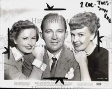 1950 Press Photo "Riding High" actors Coleen Gray, Bing Crosby, Frances Gifford