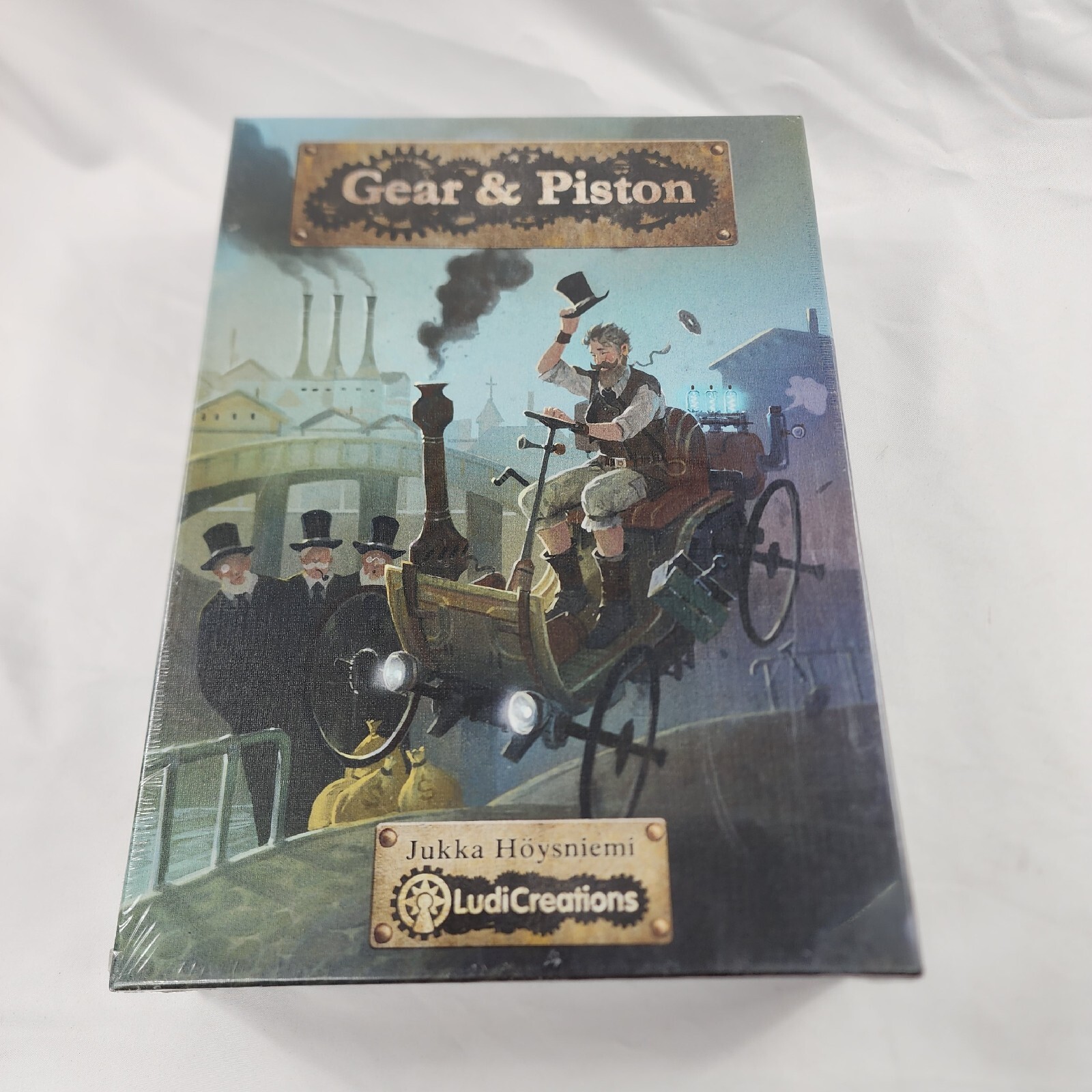 Gear & Piston Board Game LudiCreations Strategy Car Mechanic Jukka Hoysniemi New