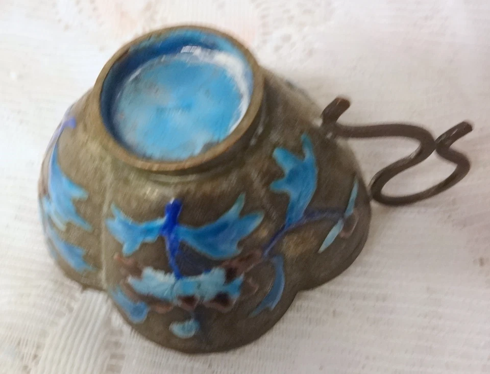 Taza y platillo de té floral antiguo chino de exportación cobre metal esmalte Foto 4 de 4