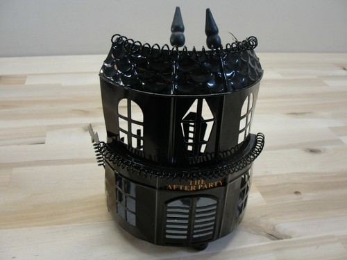 2016 YANKEE CANDLE J/H METAL HAUNTED HOUSE AFTER PARTY HALLOWEEN LARGE HOLDER