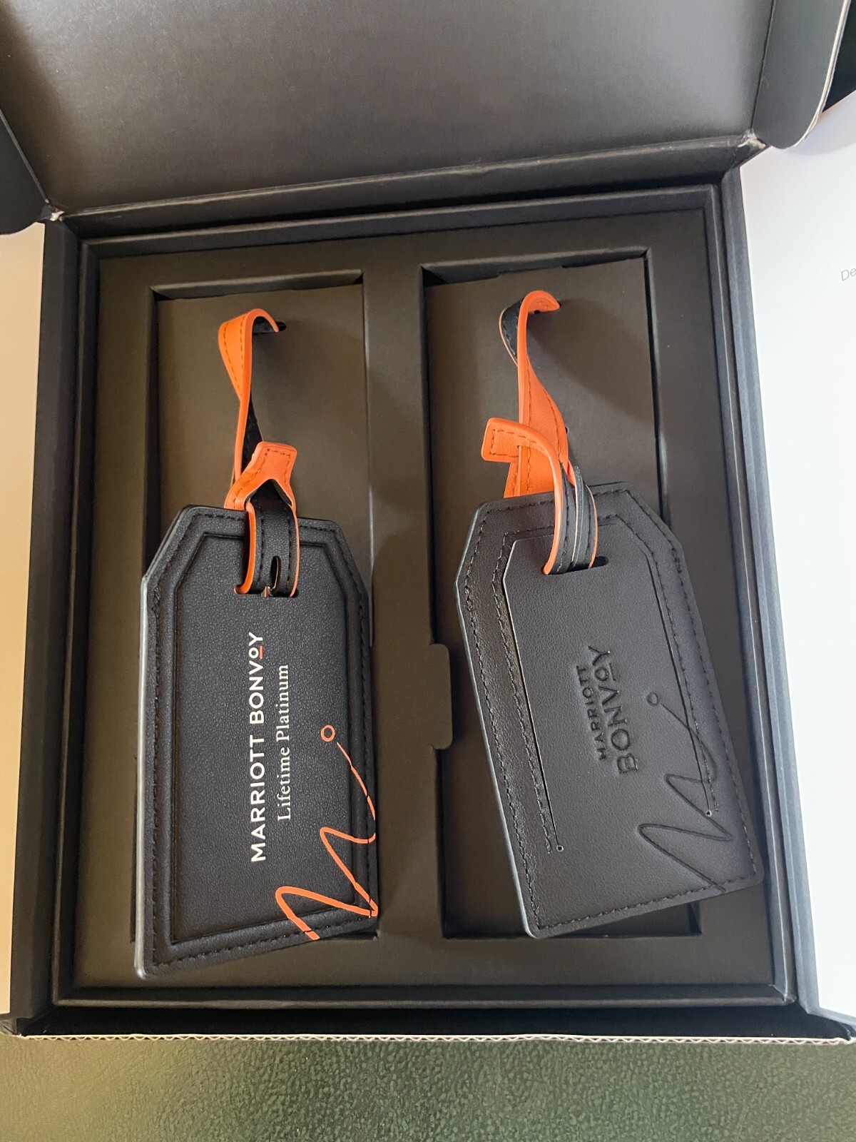 NEW Marriott Bonvoy Lifetime Platinum Elite 2 Luggage Tags (Pair) in