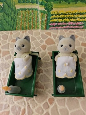 Sylvanian Families TOMY DIXIE TRIXIE SOLITÄR SIAMESISCHE KATZE BABY SET