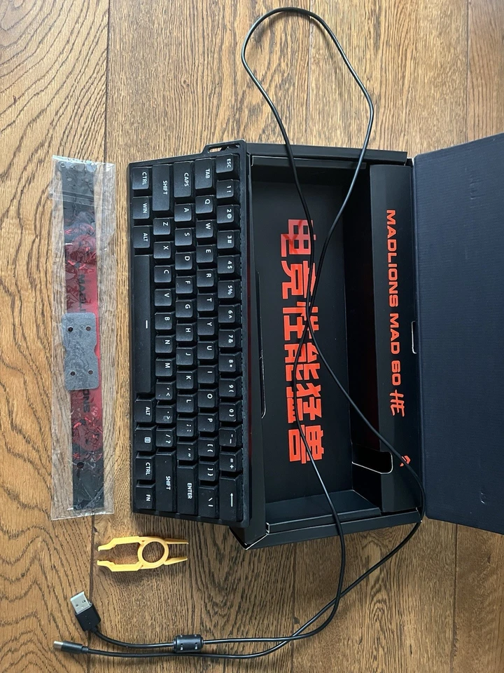 Madlions MAD 60 HE RGB Black Gaming Tastatur Magnetischem Schalter Rapid Trigger