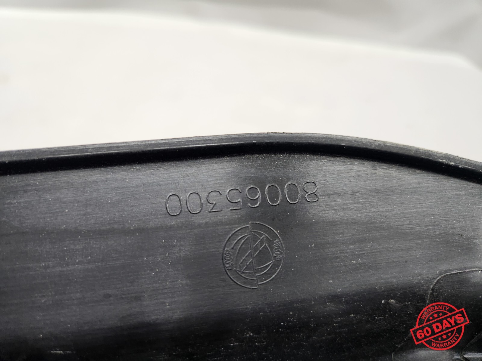 ⭐ 08-17 Maserati Gran Turismo Front Windshield Wiper Cowl Cover Vent Panel Oem