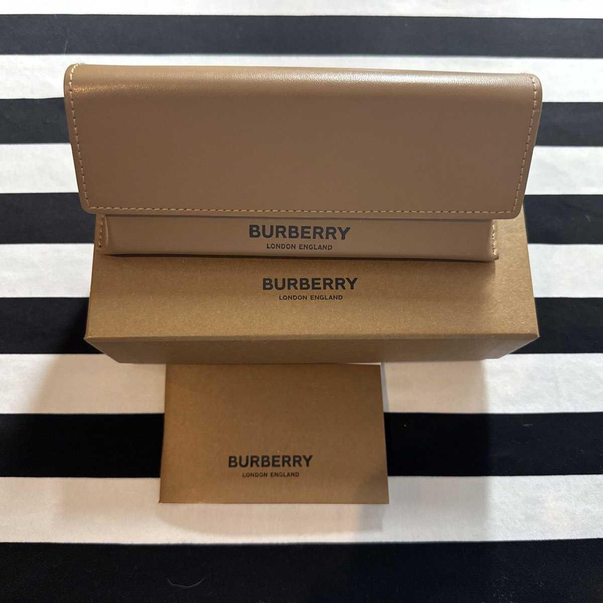 Burberry sunglasses authentic no case Burberry Sunglasses (B4267). THE DOODLE. Cat Eye with  main image 4