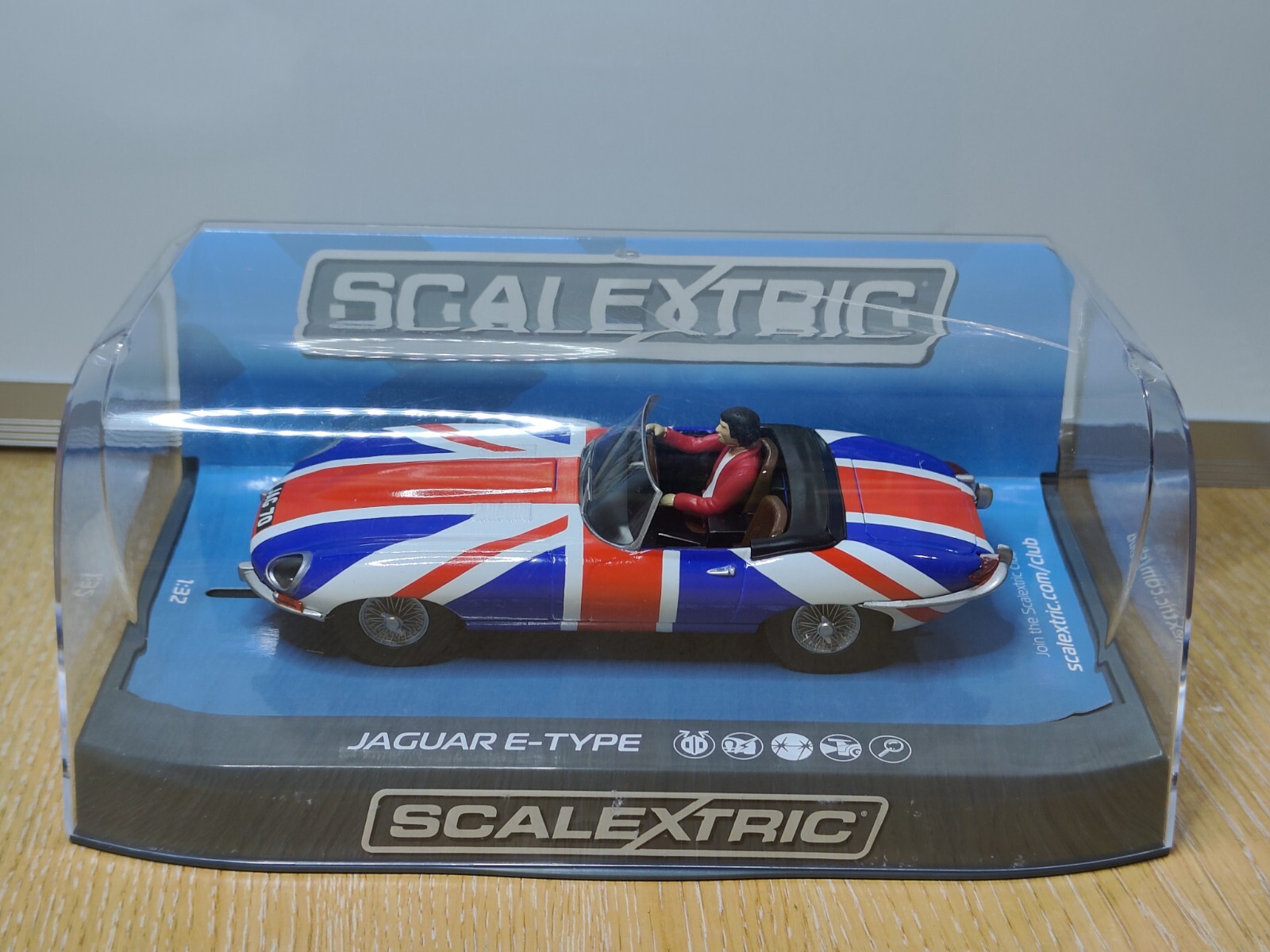 Scalextric Collector Guide - Item - Jaguar E-Type
