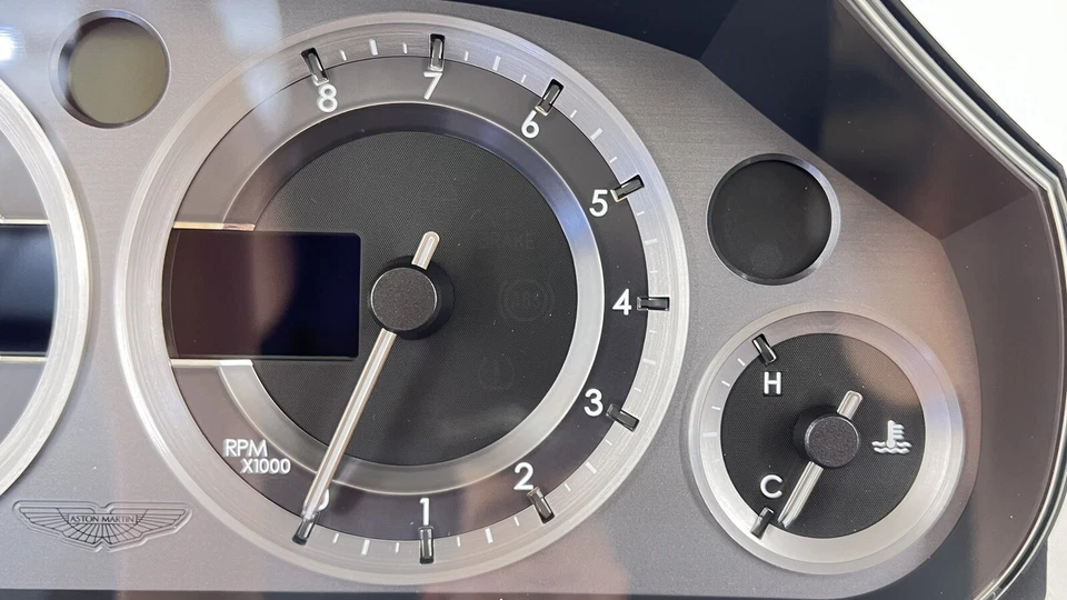 07-17 ASTON MARTIN V8 VANTAGE СПИДОМЕТР ПРИБОРНОЙ ПАНЕЛИ ДАТЧИК 27K МИЛЬ OEM - Изображение 3 из 4