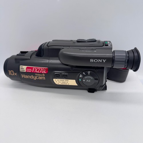 Sony CCD-FX270E Video 8 Handycam 8mm Camcorder **PLAYER GOOD, CAMERA FAULTY** - Imagen 2 de 14