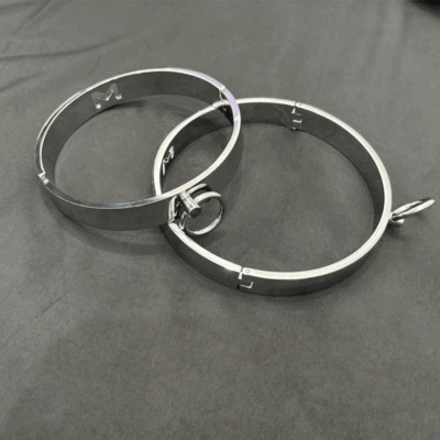 Cosplay Halsband Halskragen Metall Haltung Choker Neck Collar Manschette NEU DE