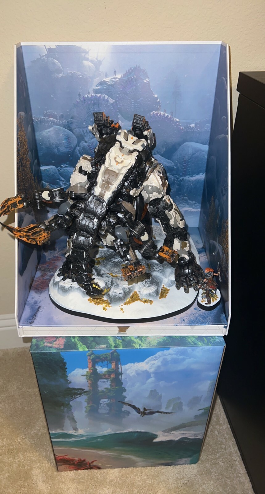 Horizon 2 Forbidden West Collector's Edition Tremortusk/Aloy Statues