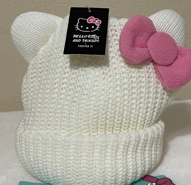 Hello Kitty Forever 21 Beanie NEW ?? Forever21 Hello Kitty White Beanie Hat | eBay main image 3