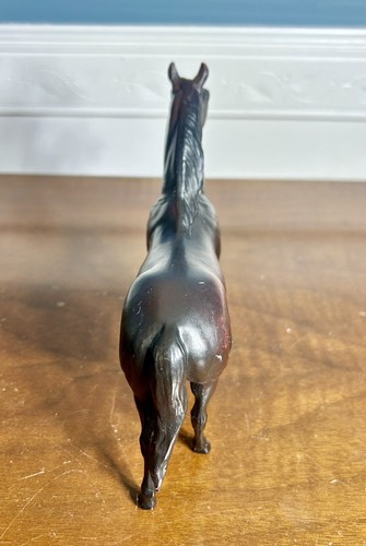 Breyer classic Man O' War mold War Admiral Dark Bay Black Points - Picture 7 of 11