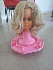 Tête à coiffer avec socle et 4 bigoudis