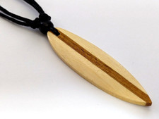 New Hawaii Hand Carved Painted Real Wood Surfboard Pendant Surfer Necklace Beige