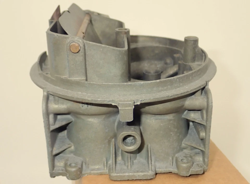 原始设备制造商通用 Holley 4 枪管碳水化合物主体列表 4346 69 396/375HP 427/425HP 8A2 日期 — 第 4/4 张图片