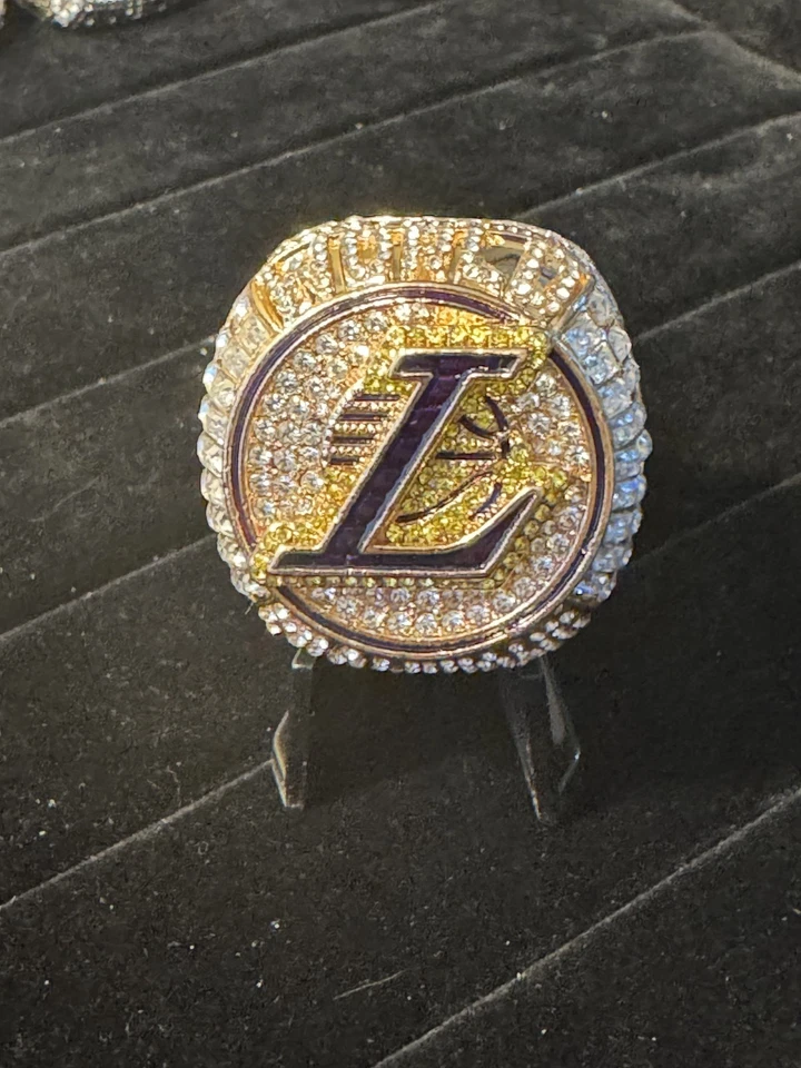 Anillos de Campeonato de la NBA - Elige: Año / Equipo / Jugador - Enviado desde Idaho Foto 4 de 4