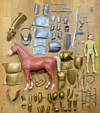 Vintage Gold Knight Sir Gordon Marx 1967 Bravo Armored Horse with Accessories