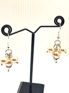 Brighton pearl-icious custom dangle earrings NWOT  #51