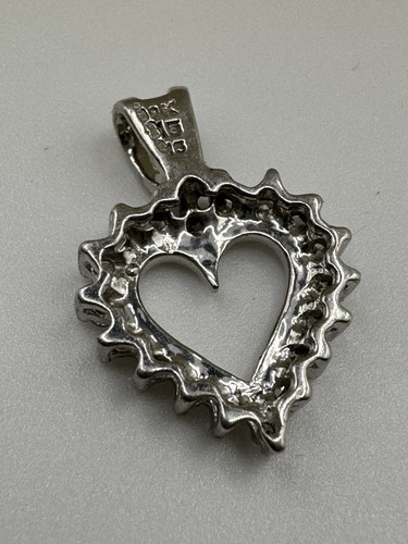 9ct W Diamond Heart Pendant.0.15ct Hallmarked.12mm Diameter - Picture 7 of 13