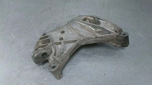 MOTORHALTER RECHTS Volkswagen Polo VI (AW1) 2019 06J199207P / 06J199207K