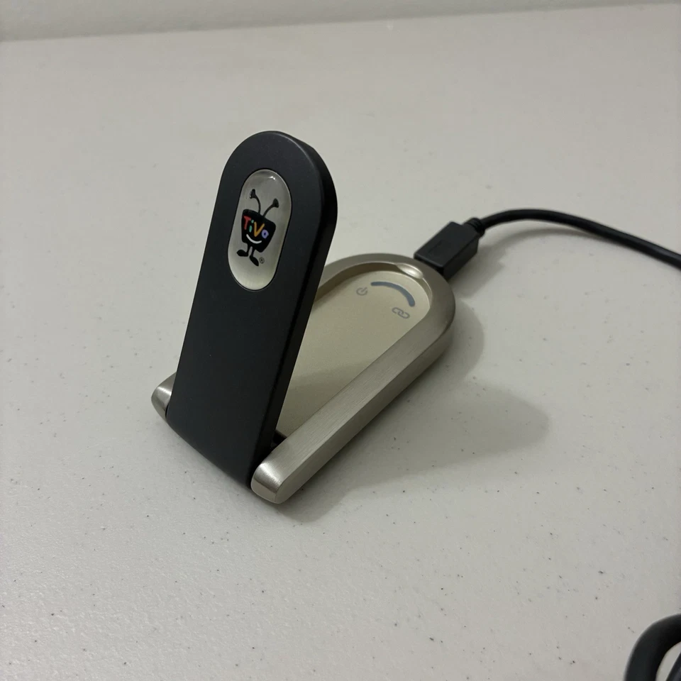 TiVo AG0100 Wireless G USB Network Adapter for Series 2 & 3 DVRs + AV Cable - Image 2 of 4