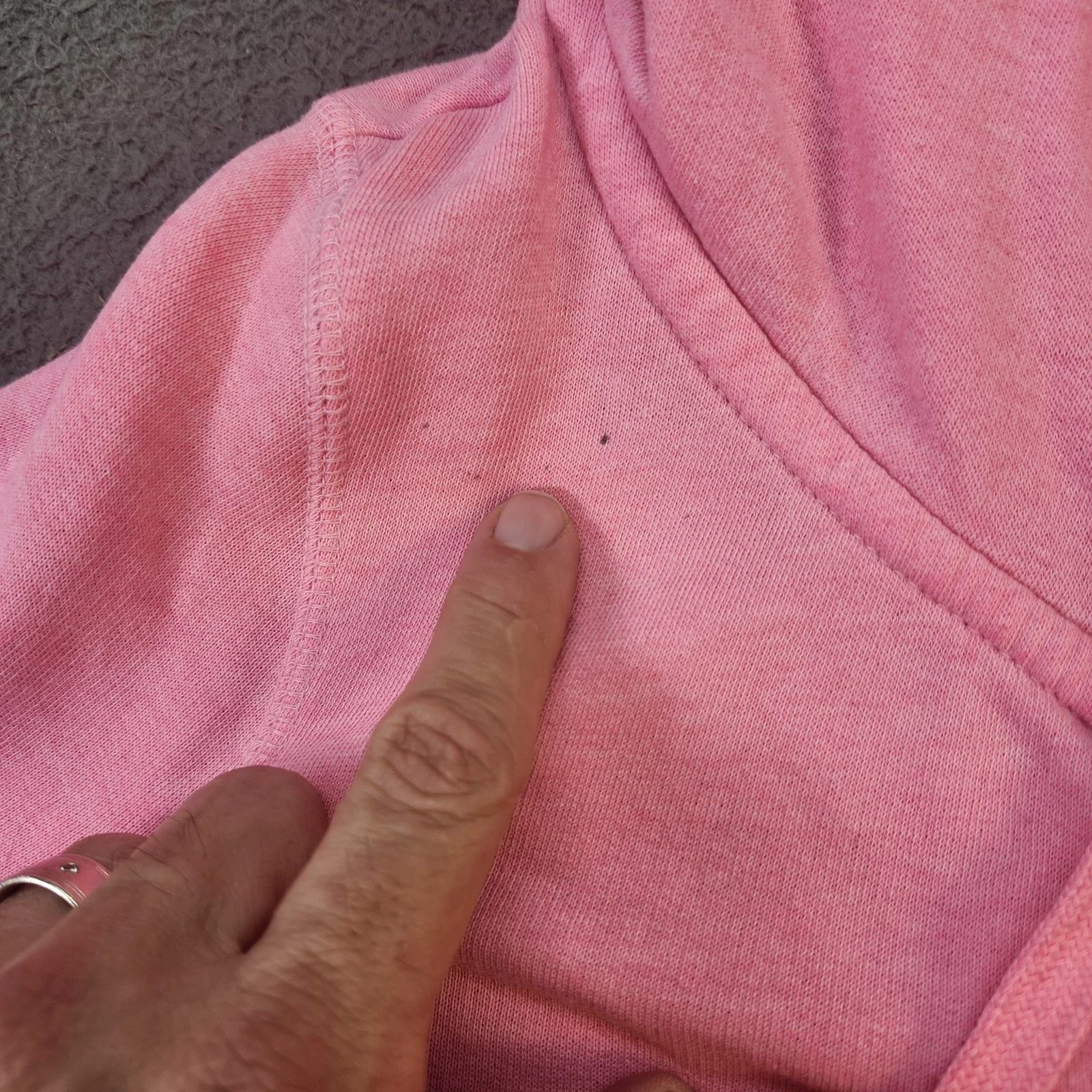UNDERCOVER Felpa Victoria's Secret rosa con cappuccio donna piccola full zip maglione cane