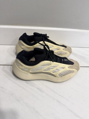 adidas Yeezy 700 V3 Azael Size 10 (Pre-Owned)