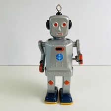 Schylling - Sparkling Action - Mike Walking Tin Robot - Silver