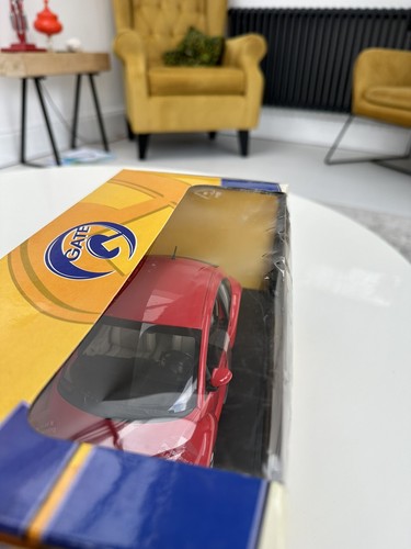 Gate Models (AUTO art) VW BEETLE 1/18 Die Cast Model Car -VOLKSWAGEN Rare Red - Picture 12 of 14